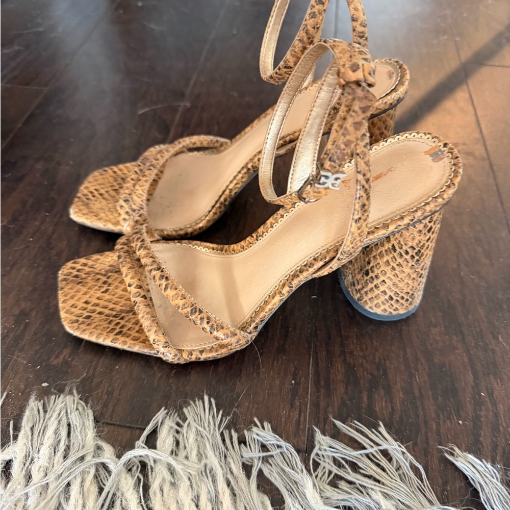 Sam Edelman Snakeskin Tan Heels